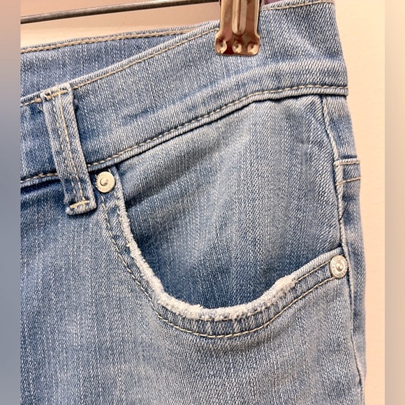 Style & Co Straight Leg jeans Size 4. - Picture 7 of 10